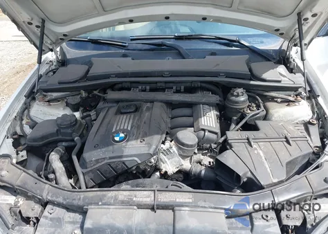 2011 BMW 3 Series xDrive из США, поврежденный, VIN WBAPK5G50BNN29913